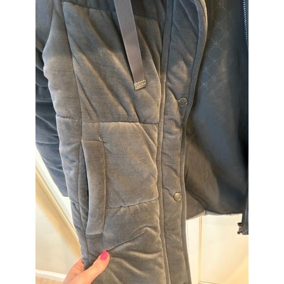 Isaac Mizrahi Ladies' Velvet Puffer Jacket Size Small 4-8 Stormy Gray 💸BOGO🎉 - Picture 6 of 9